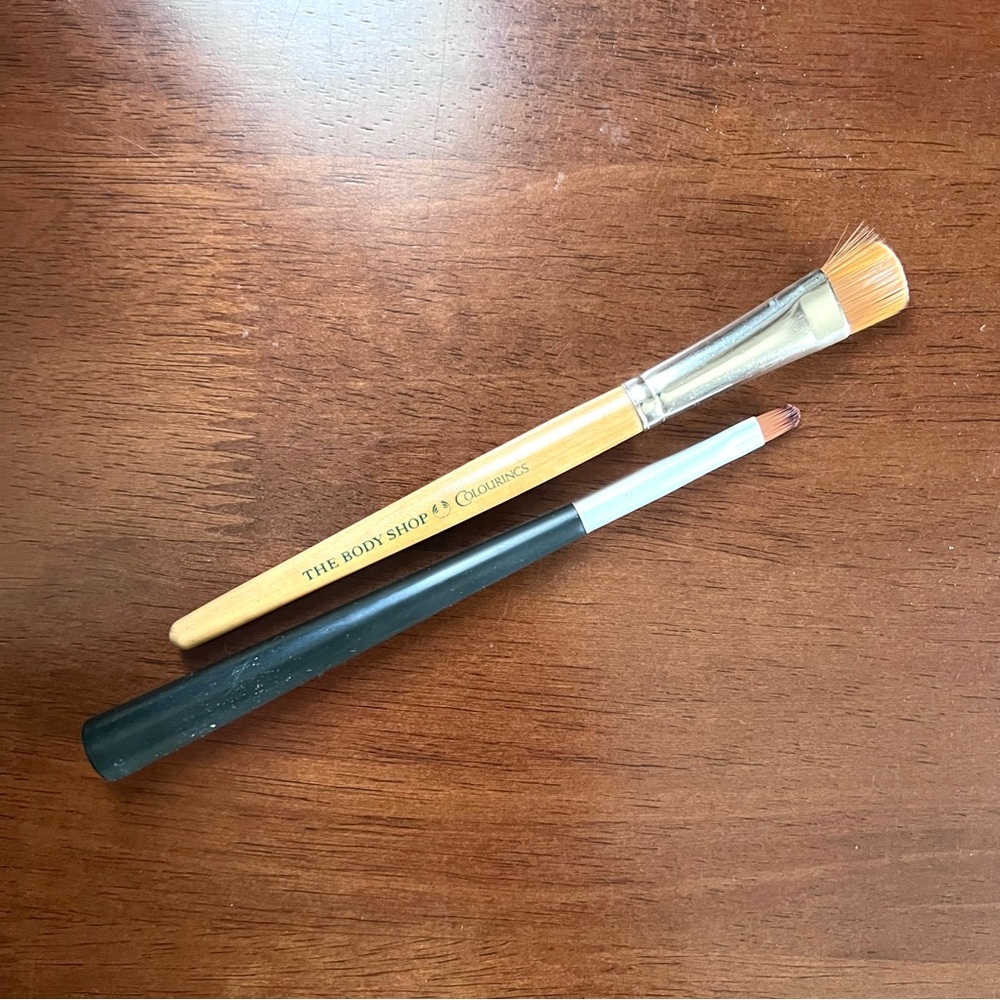 Vintage The Body Shop Eyeshadow Blending Brush and Lipstick/Concealer Brush